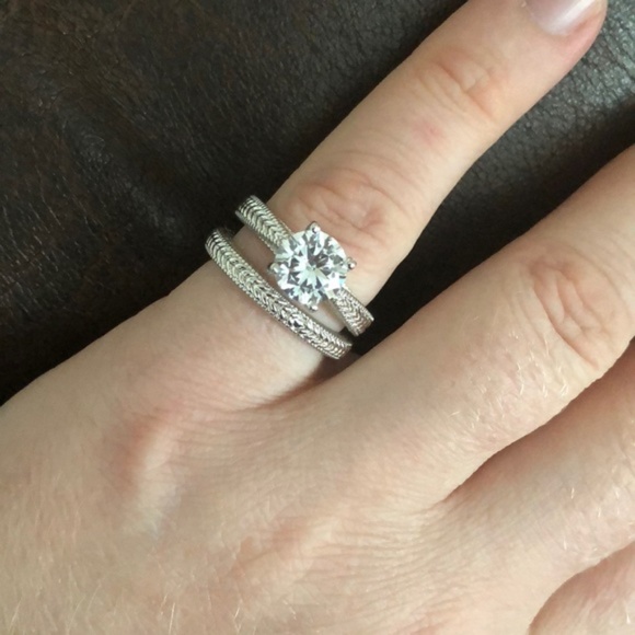 Luxury 925 Silver Ring Round Cut White Sapphire - Picture 4 of 5